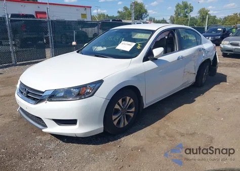 2015 Honda Accord Lx z USA, uszkodzony, nr VIN 1HGCR2F37FA028429